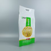 食品包裝上印不印營養(yǎng)警告標簽？